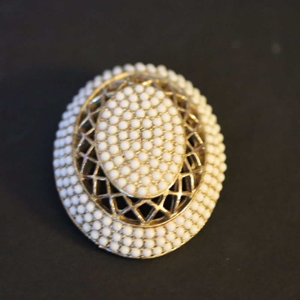 Vintage Signed HAR Faux Seed Pearl Oval Brooch Pin 2"